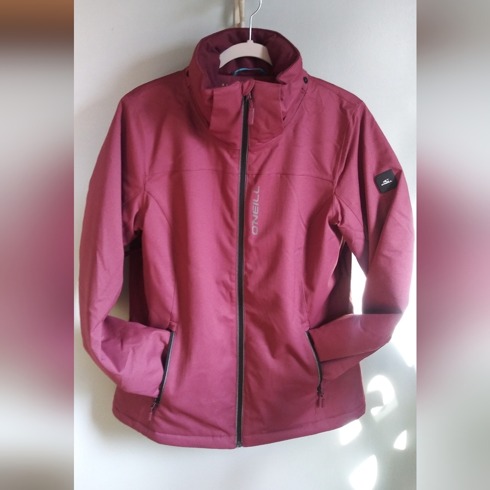 Women's O'Neill Ski Jacket Brand New.  Cranberry color Large